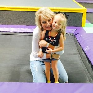 Meet your Posher, Melissa